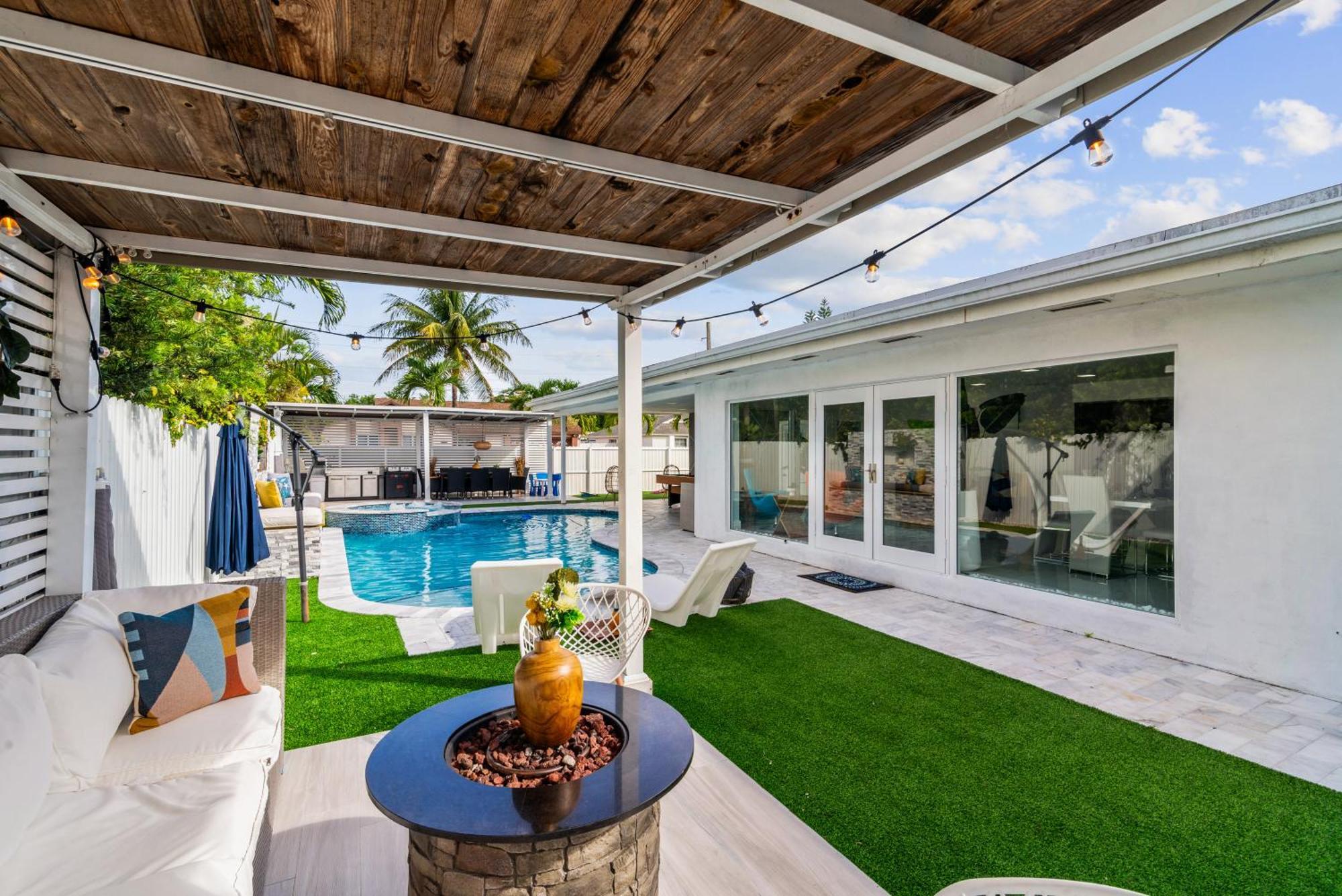 Miami Luxury House W Heated Pool & Jacuzzi Villa Exterior photo