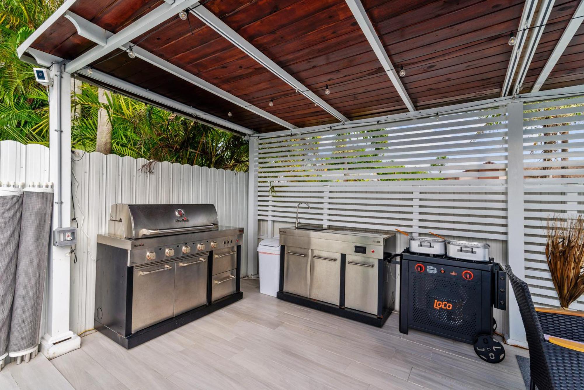 Miami Luxury House W Heated Pool & Jacuzzi Villa Exterior photo