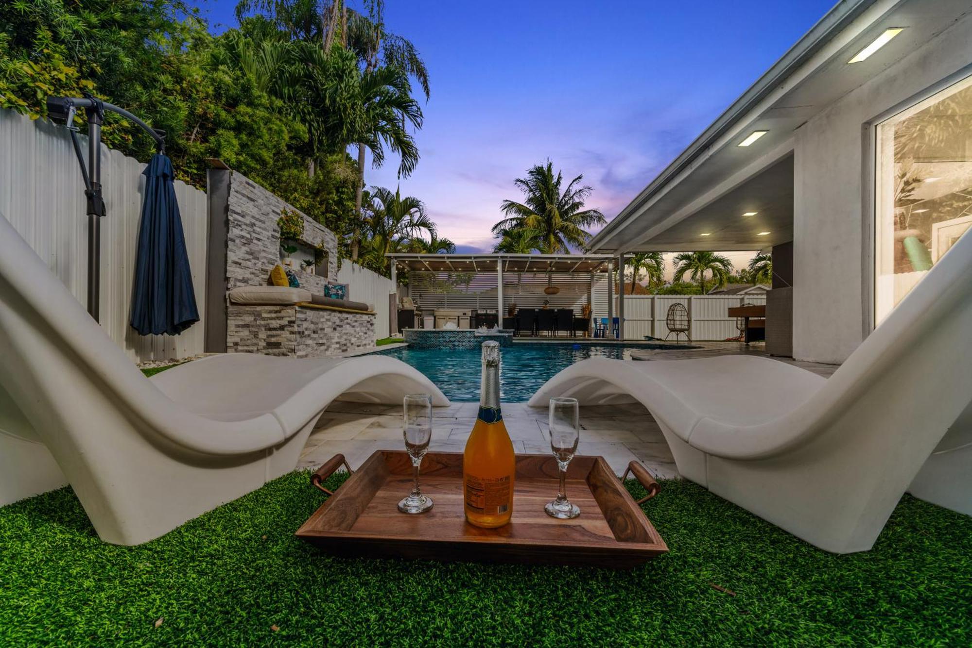Miami Luxury House W Heated Pool & Jacuzzi Villa Exterior photo