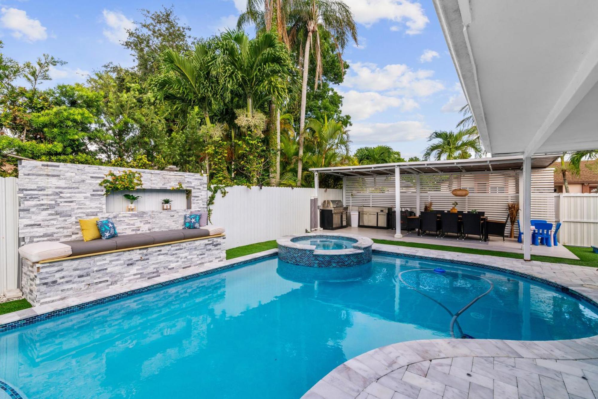 Miami Luxury House W Heated Pool & Jacuzzi Villa Exterior photo
