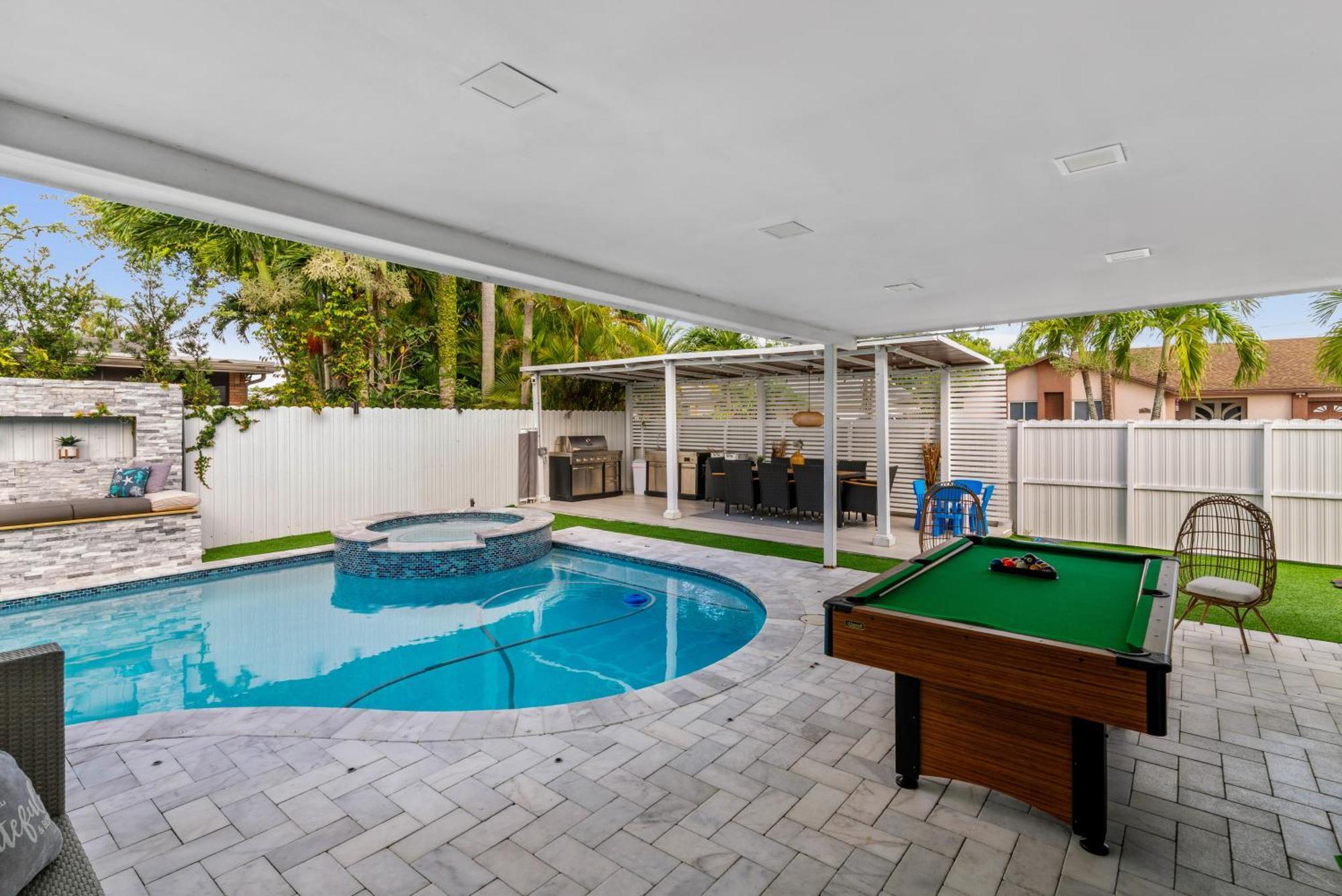 Miami Luxury House W Heated Pool & Jacuzzi Villa Exterior photo